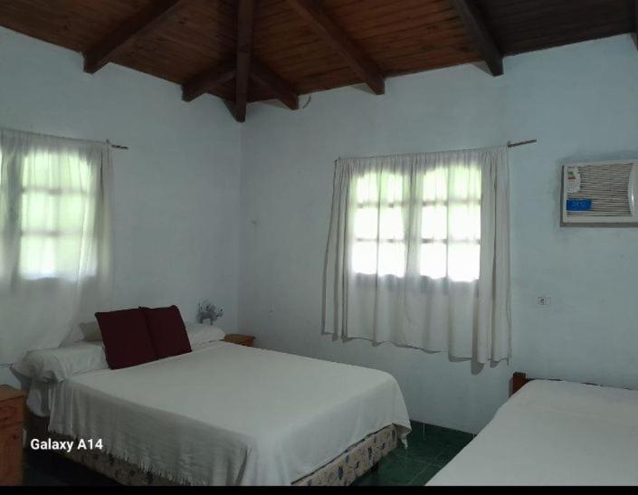 Cabana Ibera Colonia Carlos Pellegrini  Exterior foto